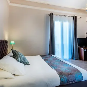 https://hotel-sainte-anne-apt.fr-provencehotel.com